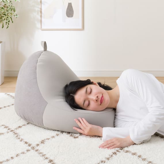 コタツにも使えるコンパクトビーズクッション 6枚目画像