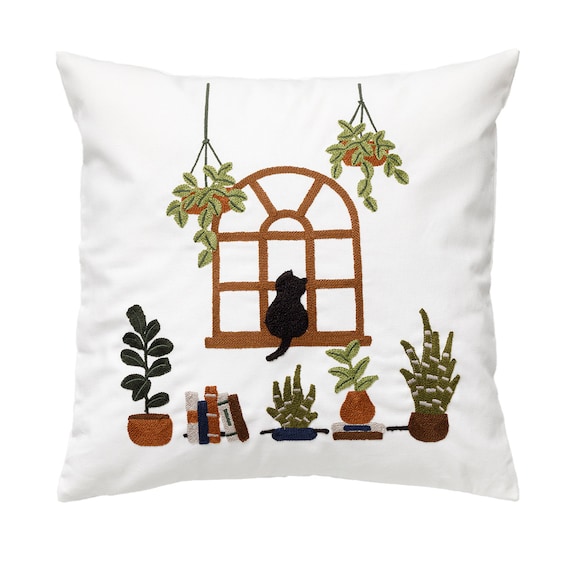 クッションカバー(デコネコ刺繍) 1枚目画像