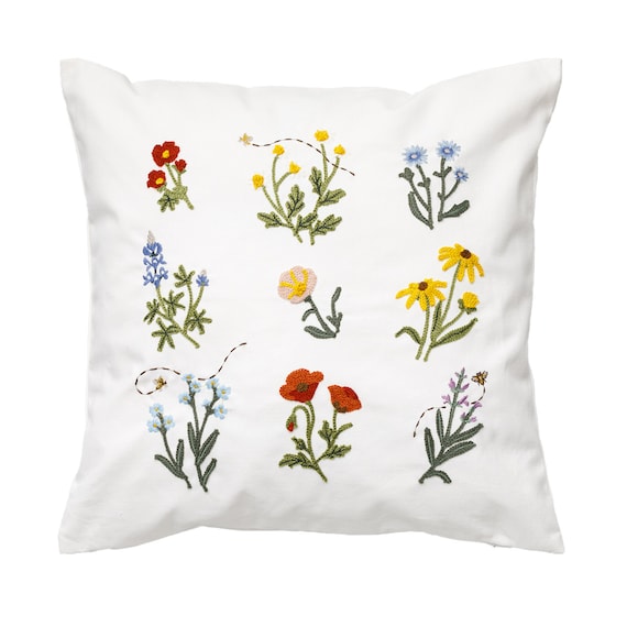 クッションカバー(花刺繍) 1枚目画像