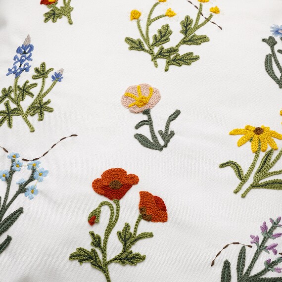 クッションカバー(花刺繍) 5枚目画像