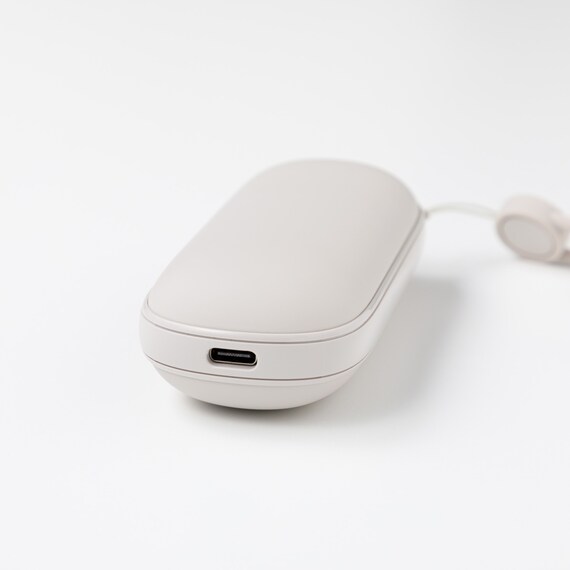 手のひらに収まる充電式カイロ(WK01 モカ) 11枚目画像