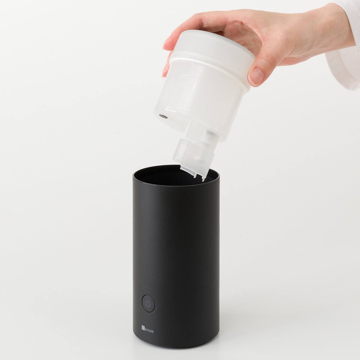 アロマも楽しめる省スペースデスク加湿器(超音波式 DM02N ブラック