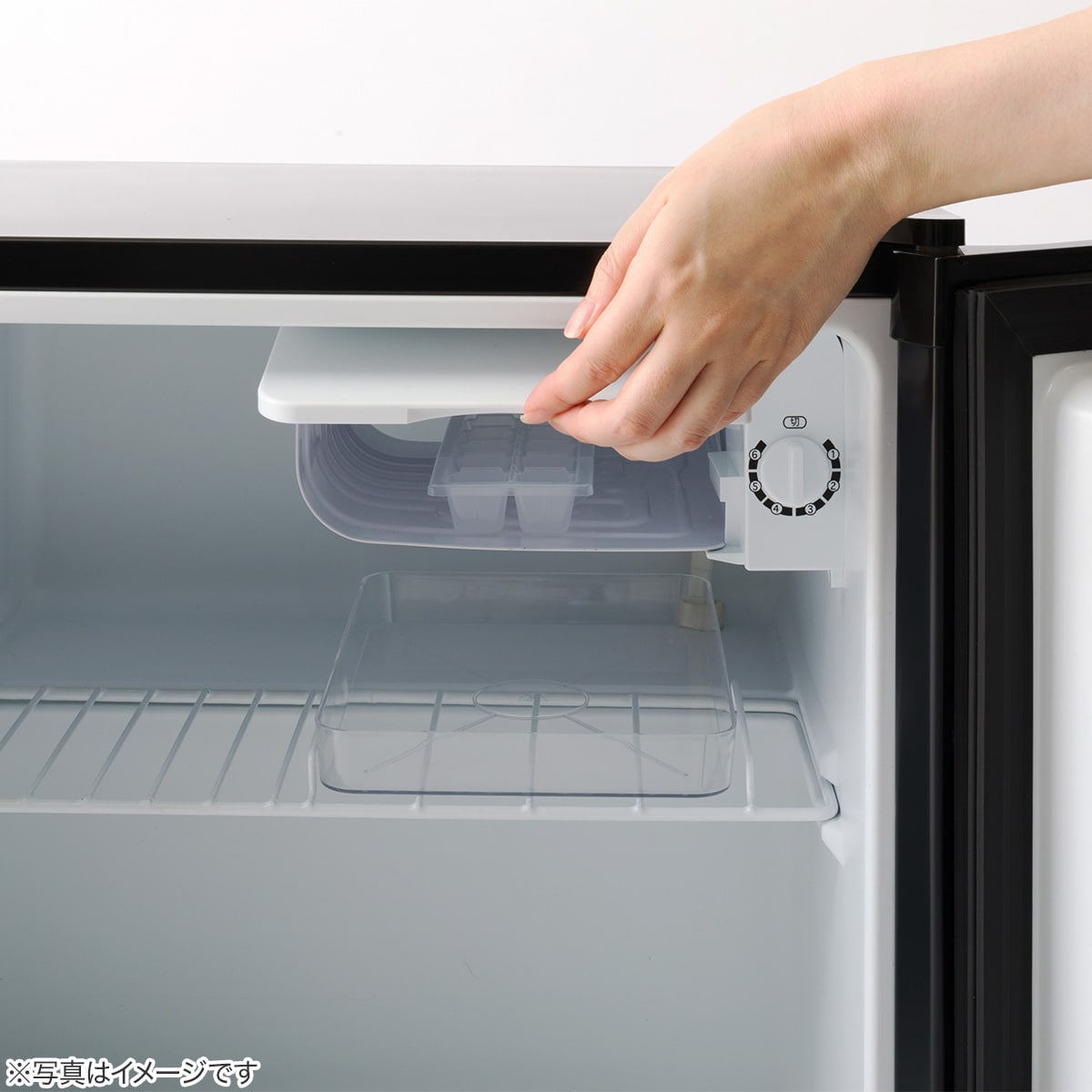 45L 直冷式1ドア冷蔵庫 (BR2C02 ブラック) (リサイクル回収あり