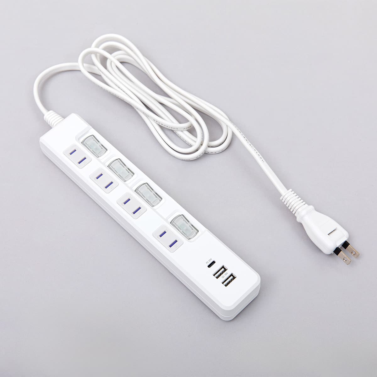 USB付節電タップ4個口 2m(Type-A 2ポート＋Type-C 1ポート)(LB-4C4S