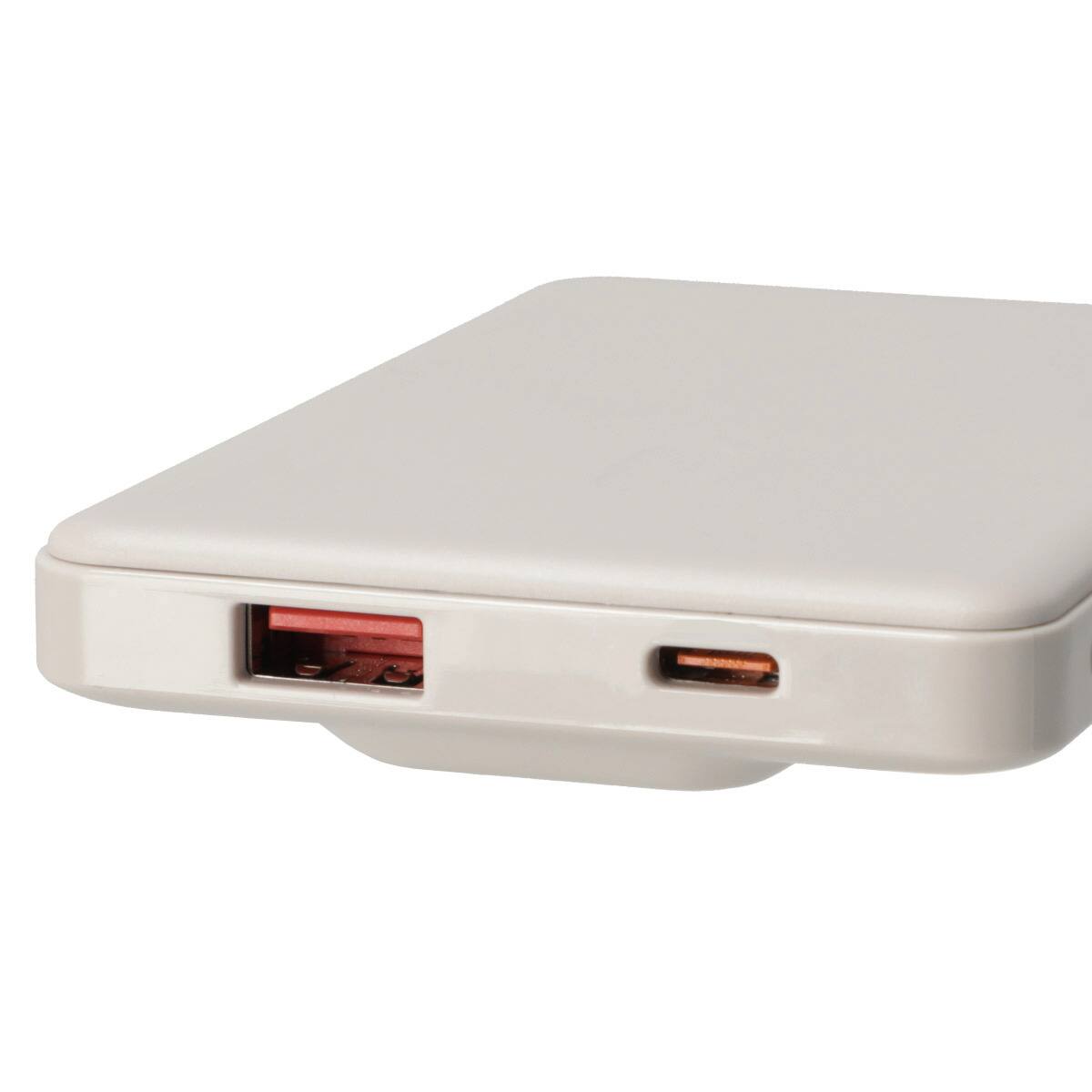 マグネット式ワイヤレスモバイルバッテリー(モカ MG5000L) | ニトリ