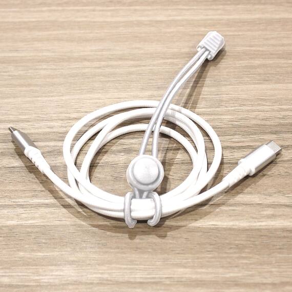 ワンタッチコードクリップ 4本入り(ホワイト) 1枚目画像