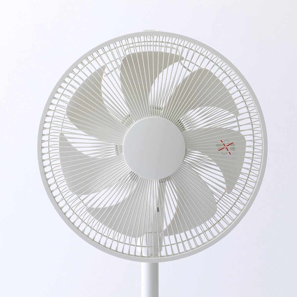 DCタイプ リモコン付きリビング扇風機(30cm FK01NR ホワイト) | ニトリ