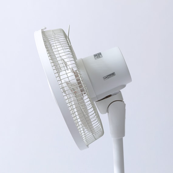DCタイプ リモコン付きリビング扇風機(30cm FK01NR ホワイト) 14枚目画像