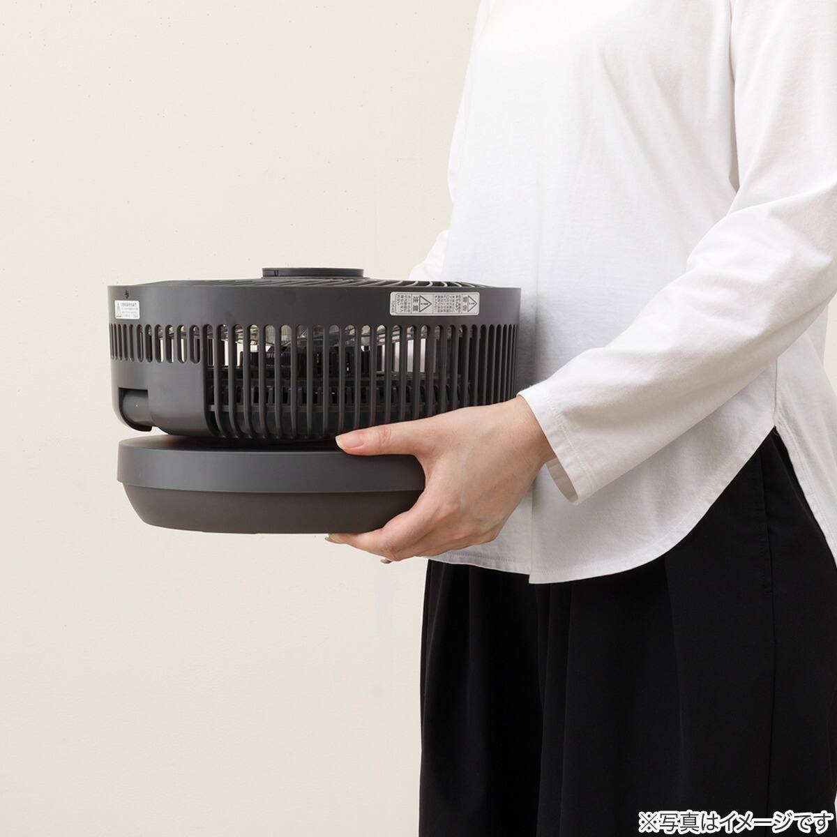【美品】ニトリ　DCタイプ折りたためるコードレス扇風機 昨年一部店舗で販売し、売り切れが続出した折りたためるコードレス