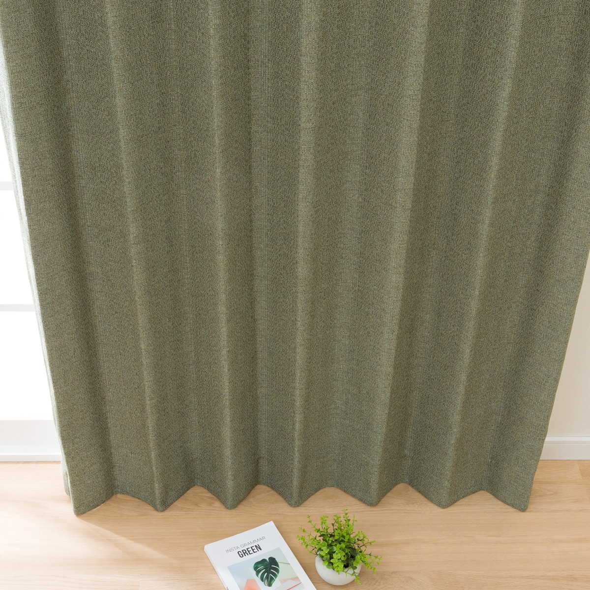 遮光2級・遮熱カーテン(RD099 イエローグリーン 100X110X2) | ニトリ