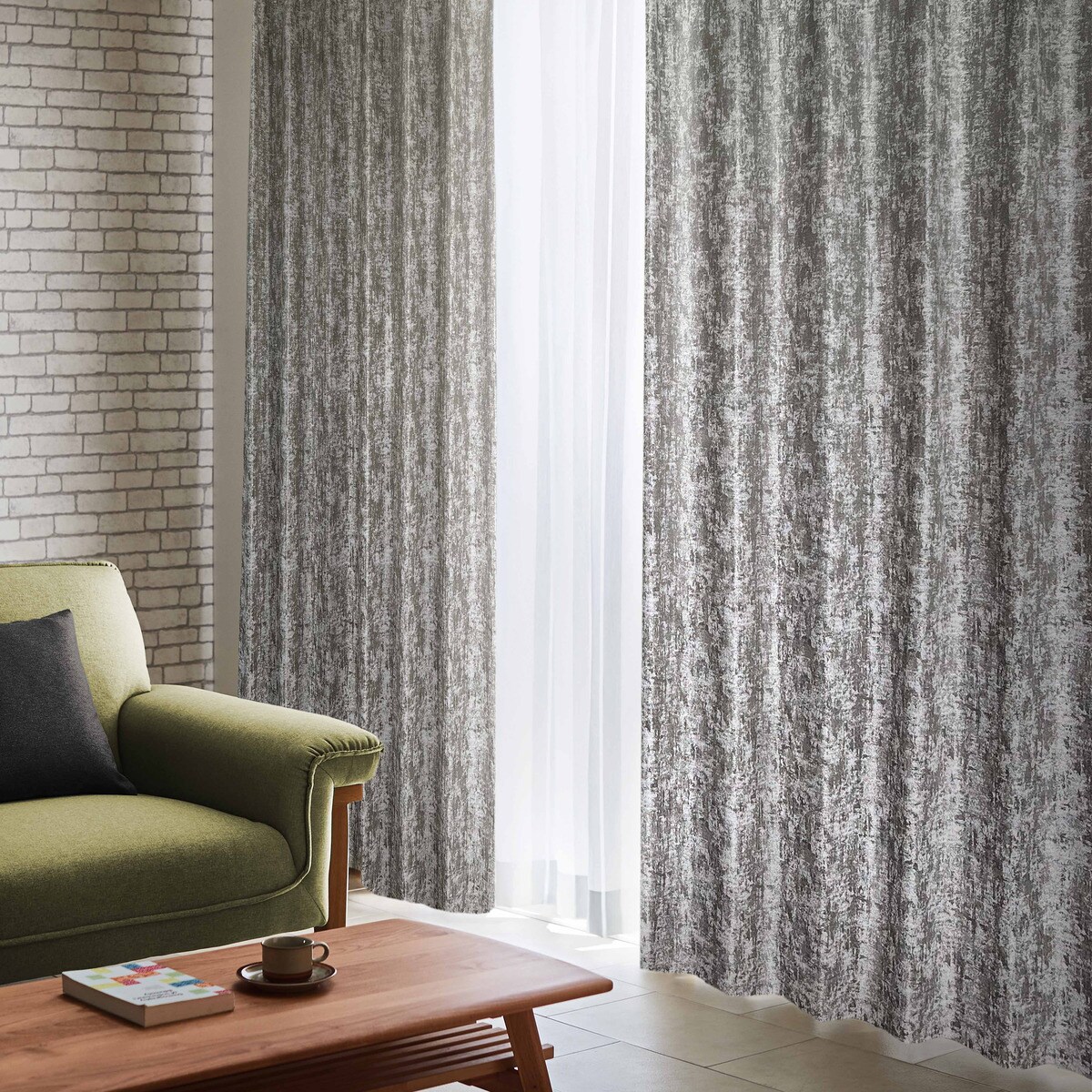 ニトリ カーテン 遮熱ジャカードカーテンRK015 グレー 100X200X2 裏地付き遮光1級・遮熱ジャカードカーテン(RK015 DkGY 100X200X2