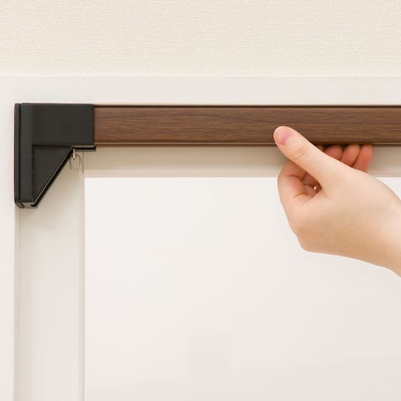 つっぱりカーテンレール 伸縮式(TR2 MBR 75-110) 8枚目画像