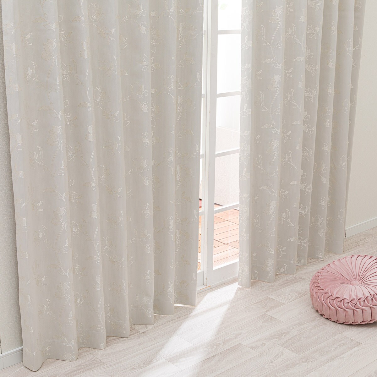 パーフェクトスペース　アイボリー　新品　未使用　ドレープ　カーテン パーフェクトスペース アイボリー 新品 未使用 ドレープ カーテンの