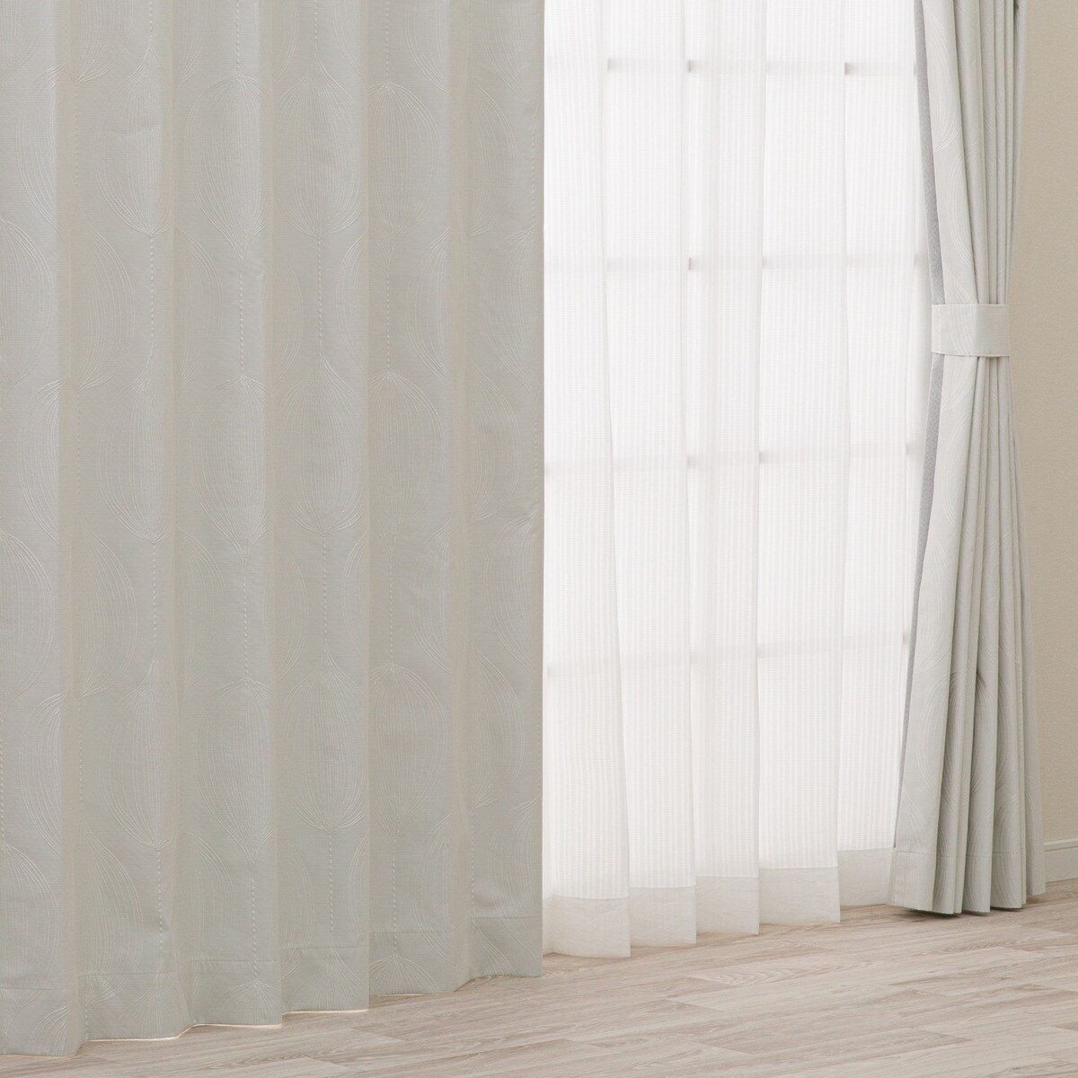 遮光1級・遮熱・遮音カーテン(RD126 ホワイト 100X110X2) | ニトリ