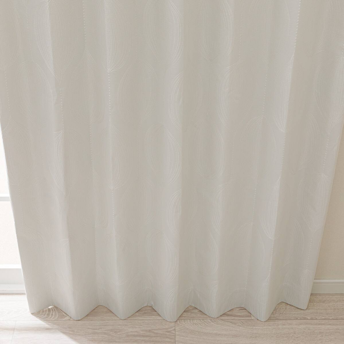 遮光1級・遮熱・遮音カーテン(RD126 ホワイト 100X178X2) | ニトリ