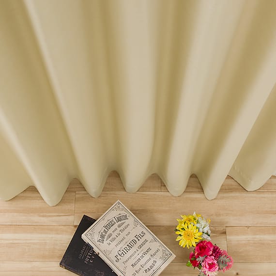 遮光2級・断熱・遮熱カーテン(RD140 ベージュ 150X178X2) 4枚目画像