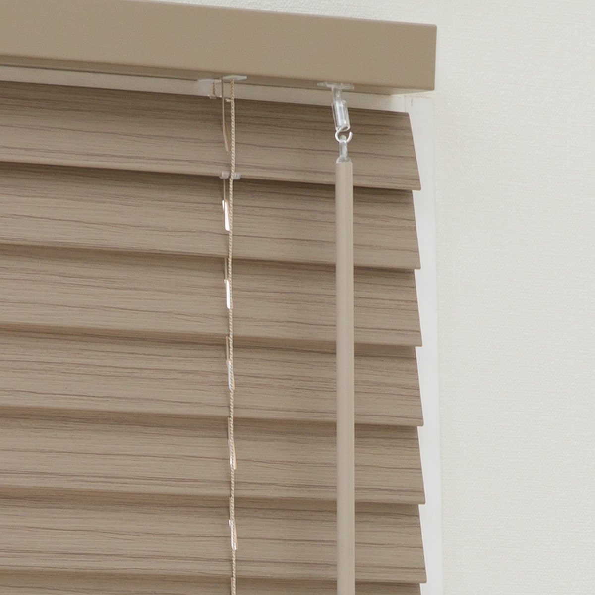 【新品】幅58cmブラインド 木製ブラインド】スマートなデザインのウッドブラインド【NX-0016