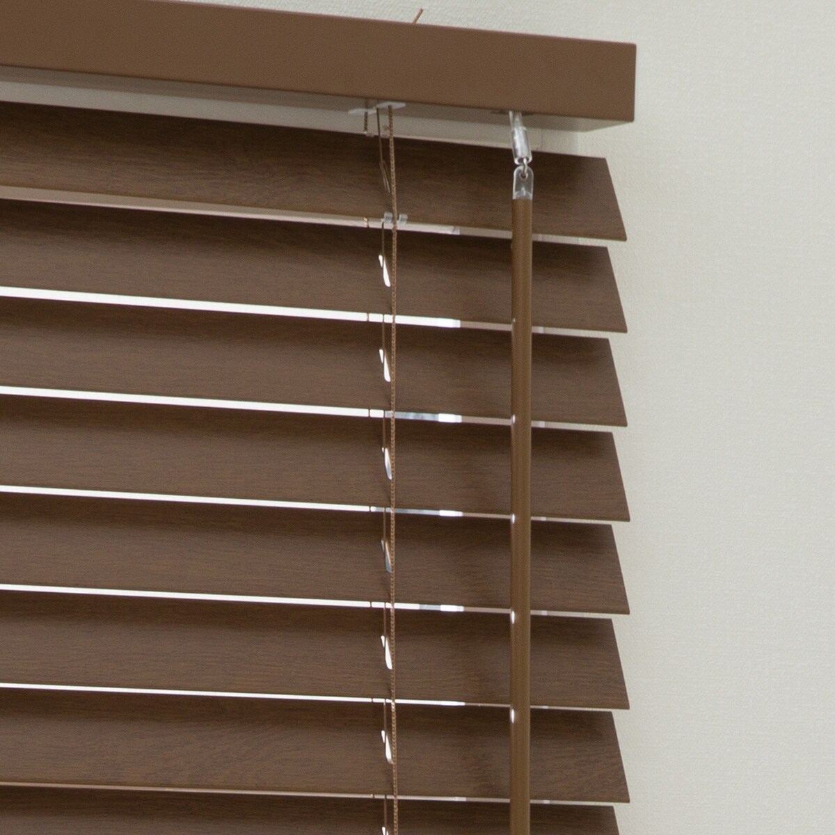 ヒモなし簡単昇降 木製風PVCブラインド(165X138 BR) | ニトリネット