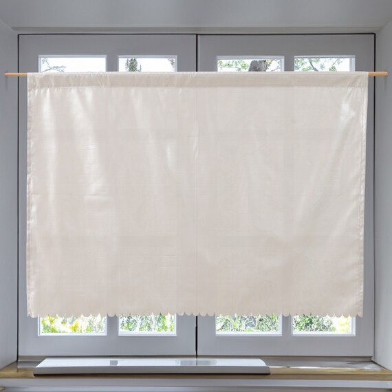 【UVカット・遮熱・保温・昼遮像】日除けに最適な遮熱カフェカーテン 100X45 BE 3枚目画像