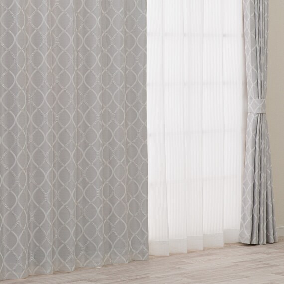 裏地付き遮光2級・遮熱カーテン(RD135 グレー 100X110X2) 2枚目画像