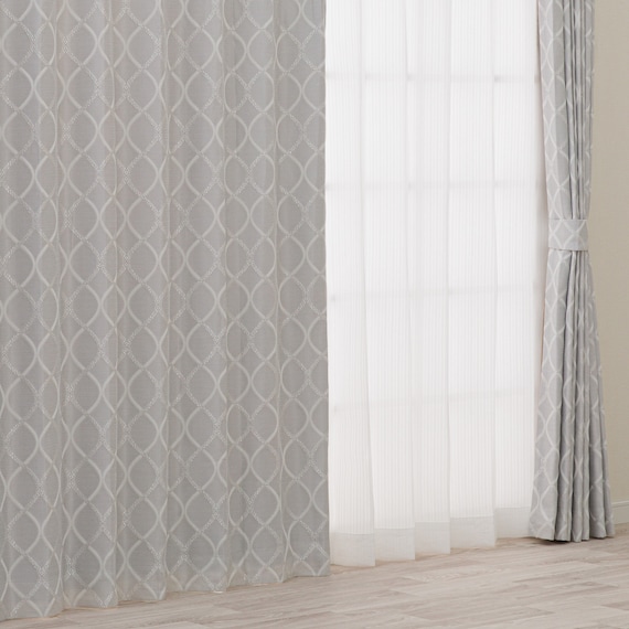 裏地付き遮光2級・遮熱カーテン(RD135 グレー 100X110X2) 2枚目画像