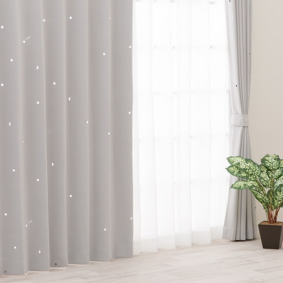 光を楽しむ透かし彫りカーテン 273サイズ 星と月 100x70x2 GY 2枚目画像