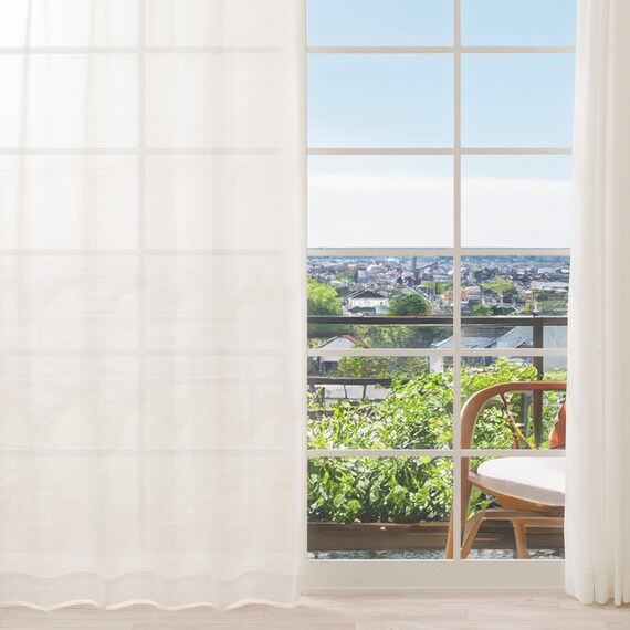 【風を通すレースカーテン(日本製)】　通気性・昼遮像・遮熱・UVカット156サイズ (JAB4220　100x68x2) 2枚目画像