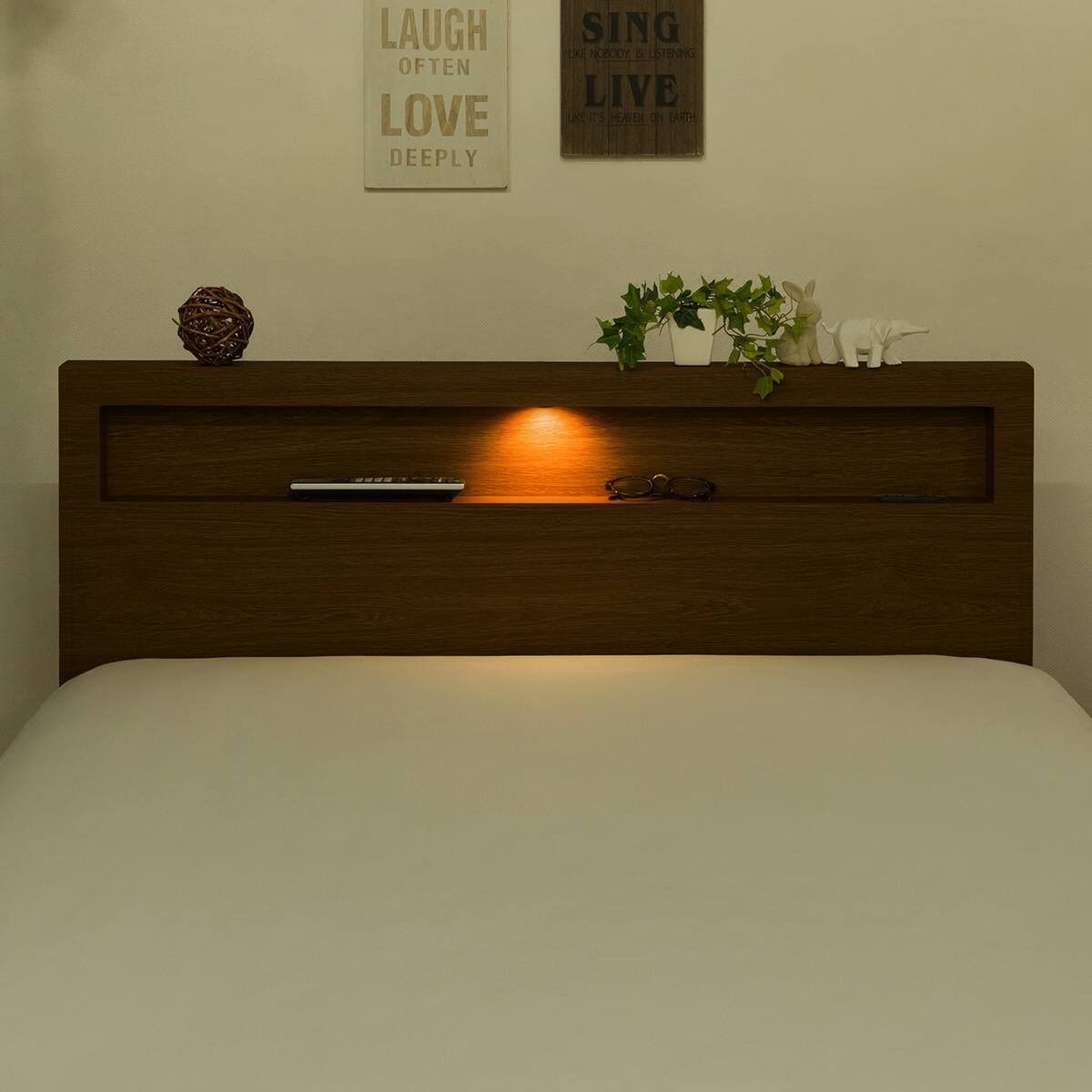 セミダブルベッドフレーム(ヘンリック/MBR) | ニトリネット【公式