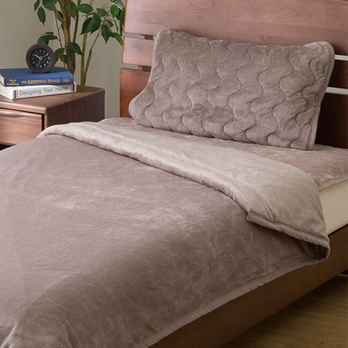 【新品未使用】　ニトリ　 Nウォーム　2枚合わせ　毛布　セミダブル　2枚セット Amazon｜ニトリ 2枚合わせ 毛布 シングル NウォームSP グレー GY