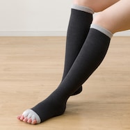 指リラックス着圧ロングソックス(GY)