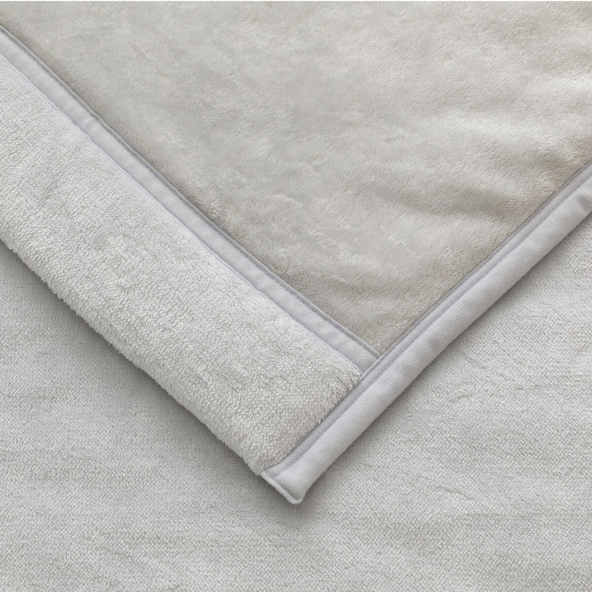 新品♡GEMMOVE EARTHING PAD ダブル グレー 2枚合わせ毛布 ダブル(NウォームWSP グレー A2512) | ニトリネット