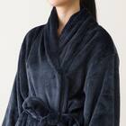 すっぽり収納 着る毛布(NウォームWSPエリ付きミドルNV) 11枚目画像