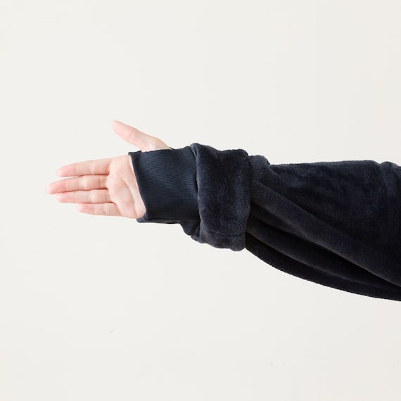 すっぽり収納 着る毛布(NウォームWSPエリ付きミドルNV) 14枚目画像