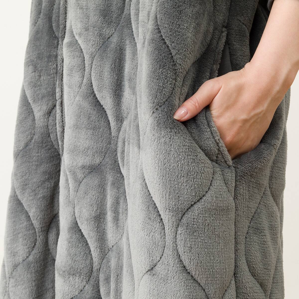 すっぽり収納 ボリューム着る毛布(NウォームWSP ロングDGYLL) | ニトリ