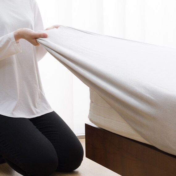 ぴったりフィットマルチすっぽりシーツ ワイドダブル-クイーン(Nウォーム グレー 25NW01) 8枚目画像