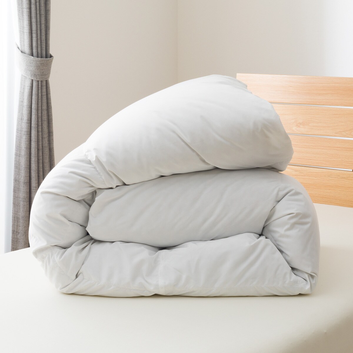 NITORI羽毛 掛け布団 170x210cm セミダブル　カバー付き かるふわ羽毛掛ふとん セミダブル(UL-o SD) 【・玄関先迄納品】 【1年