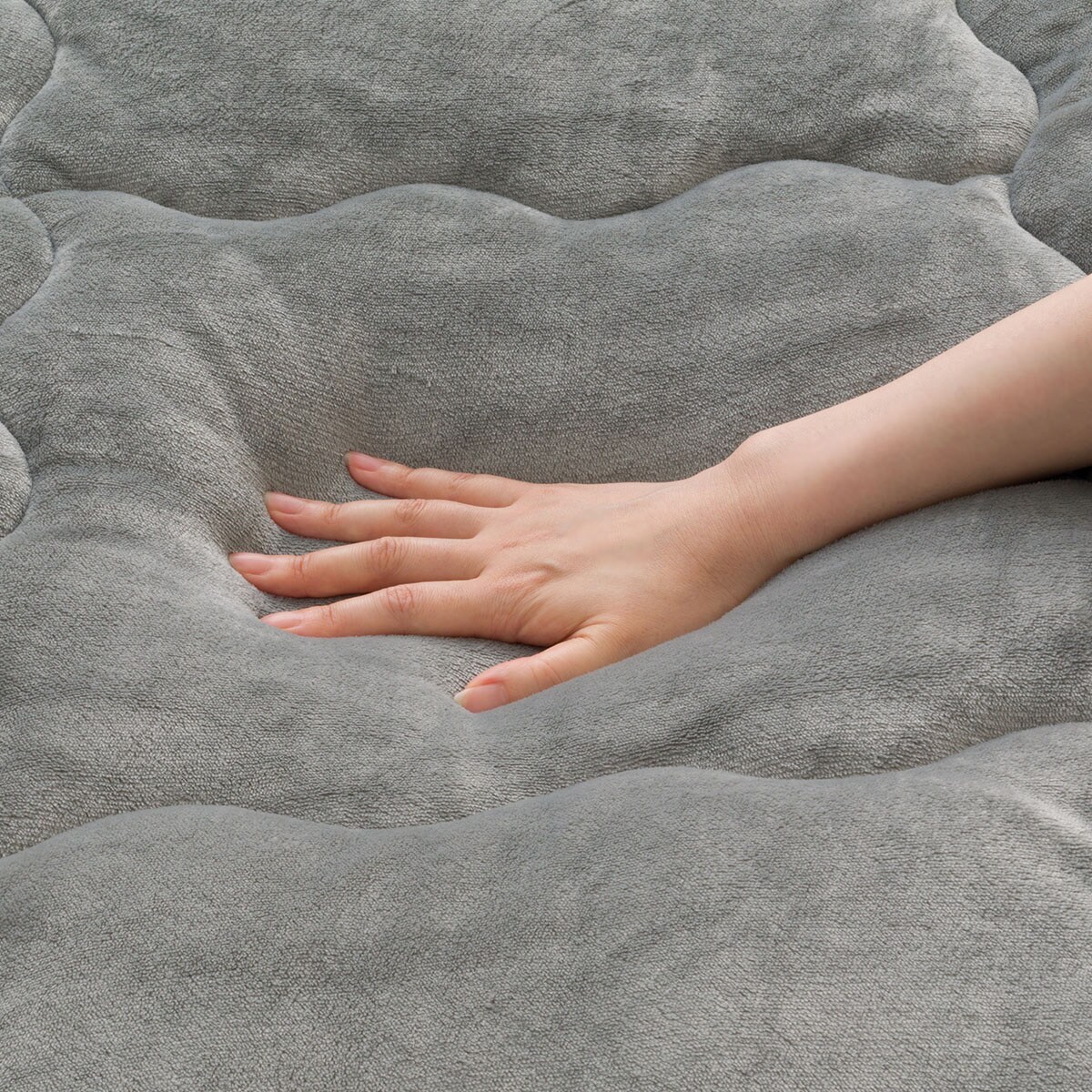 表も裏もそのまま使える 蓄熱わた入り掛けふとん セミダブル(K2529 GY