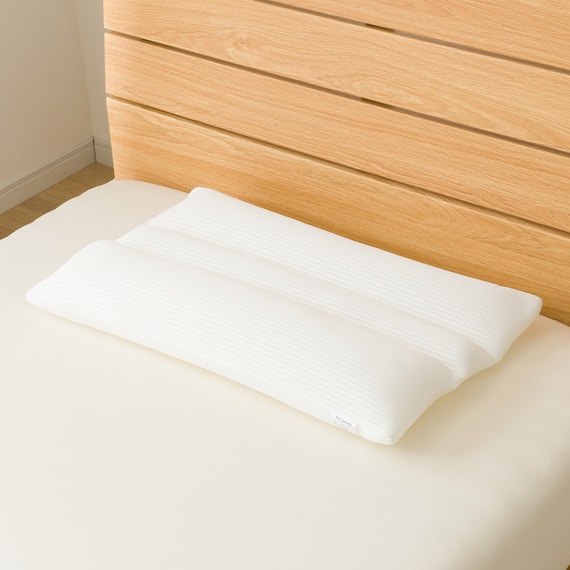 折りたためるパイプまくら(P2509) 1枚目画像