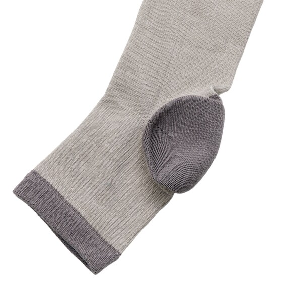 かかとうるおい着圧トゥレス ロング(グレー) 2枚目画像