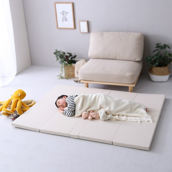 折りたたみ式キッズプレイマット Lサイズ(160×200cm) (BE) 4枚目画像