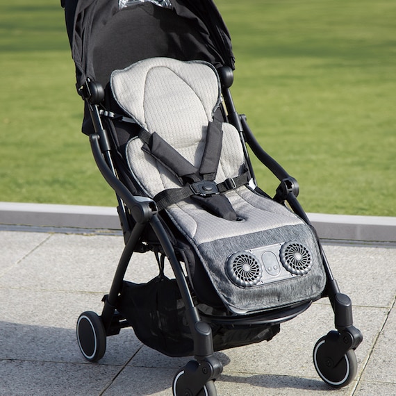 ひんやり接触冷感 ファン付きベビーカーシート(AR002) 1枚目画像