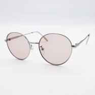 抜け感をつくる小さめフレーム ファッショングラス