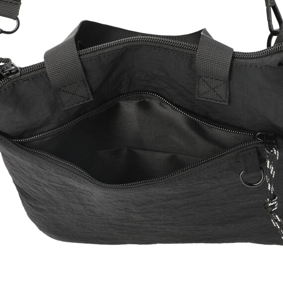 A4縦型ショルダーバッグ(ブラック) 6枚目画像