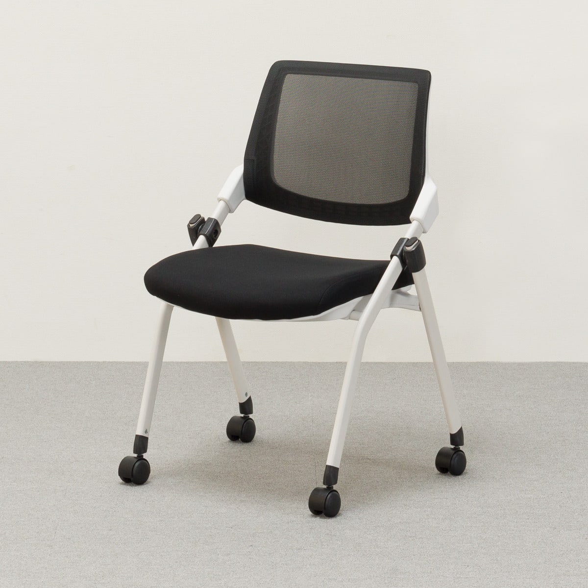 ミーティングチェア(X-16W2 WH/BK) | ニトリネット【公式】 家具