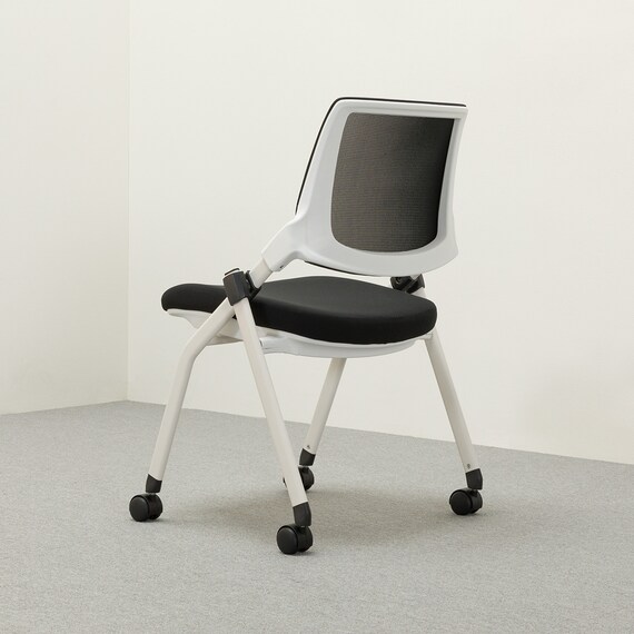 ミーティングチェア(X-16W2 WH/BK) 8枚目画像