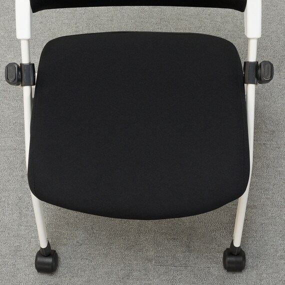 ミーティングチェア(X-16W2 WH/BK) 10枚目画像