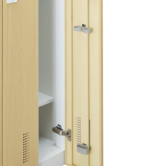 4人用スチールロッカー(TSYG-04 ORM アウトセットタイプ 木目柄OAK) 10枚目画像