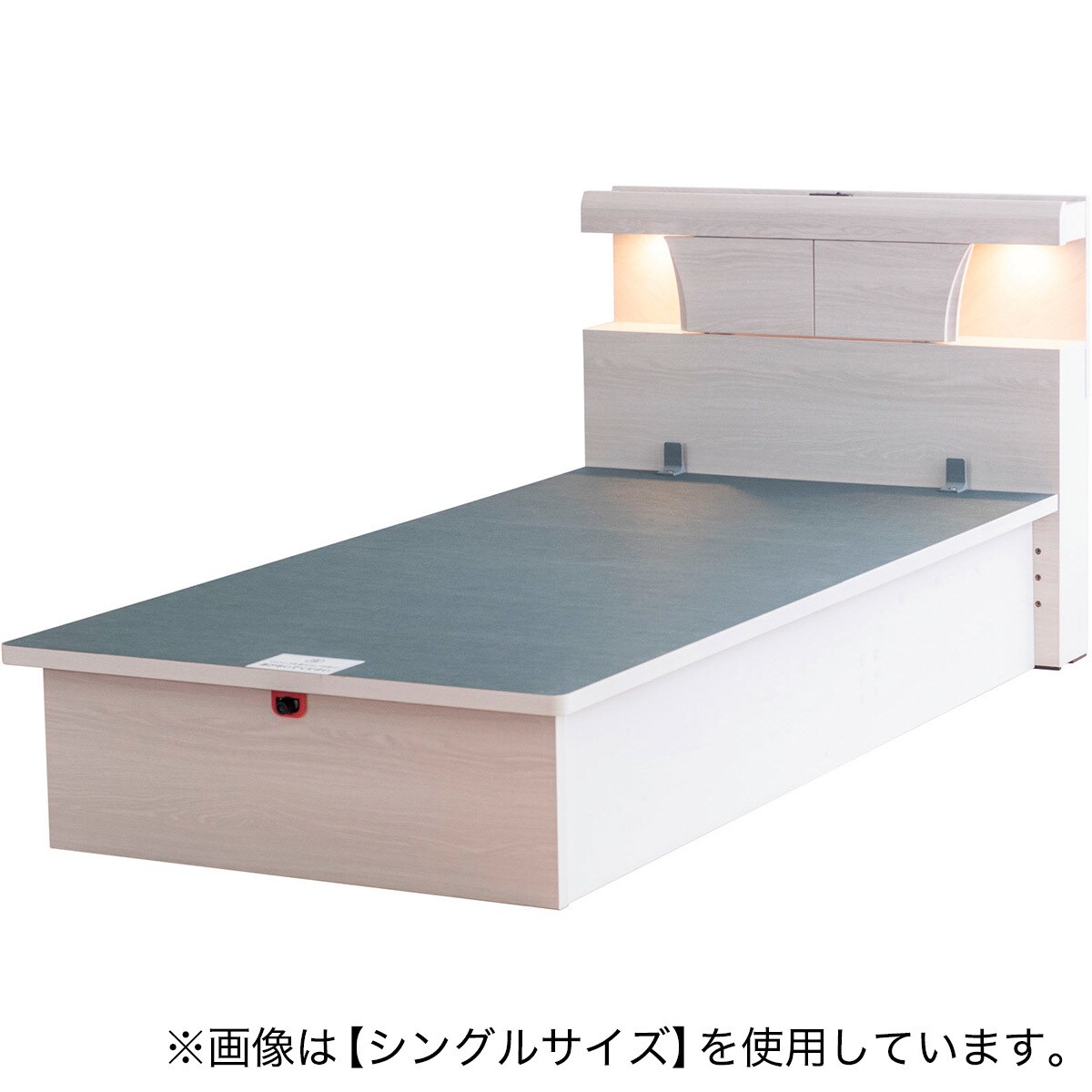 決まりました）ニトリセミダブルベッドフレームホワイト¥15,000