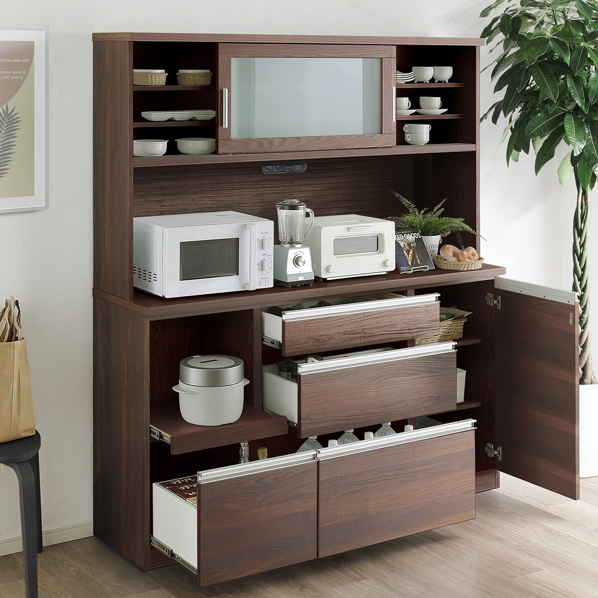 ニトリ キッチンボード ガラス扉付き 大阪府内の方、引取の方限定 ニトリ キッチンボード ガラス扉付き 大阪府内の方、引取の方限定