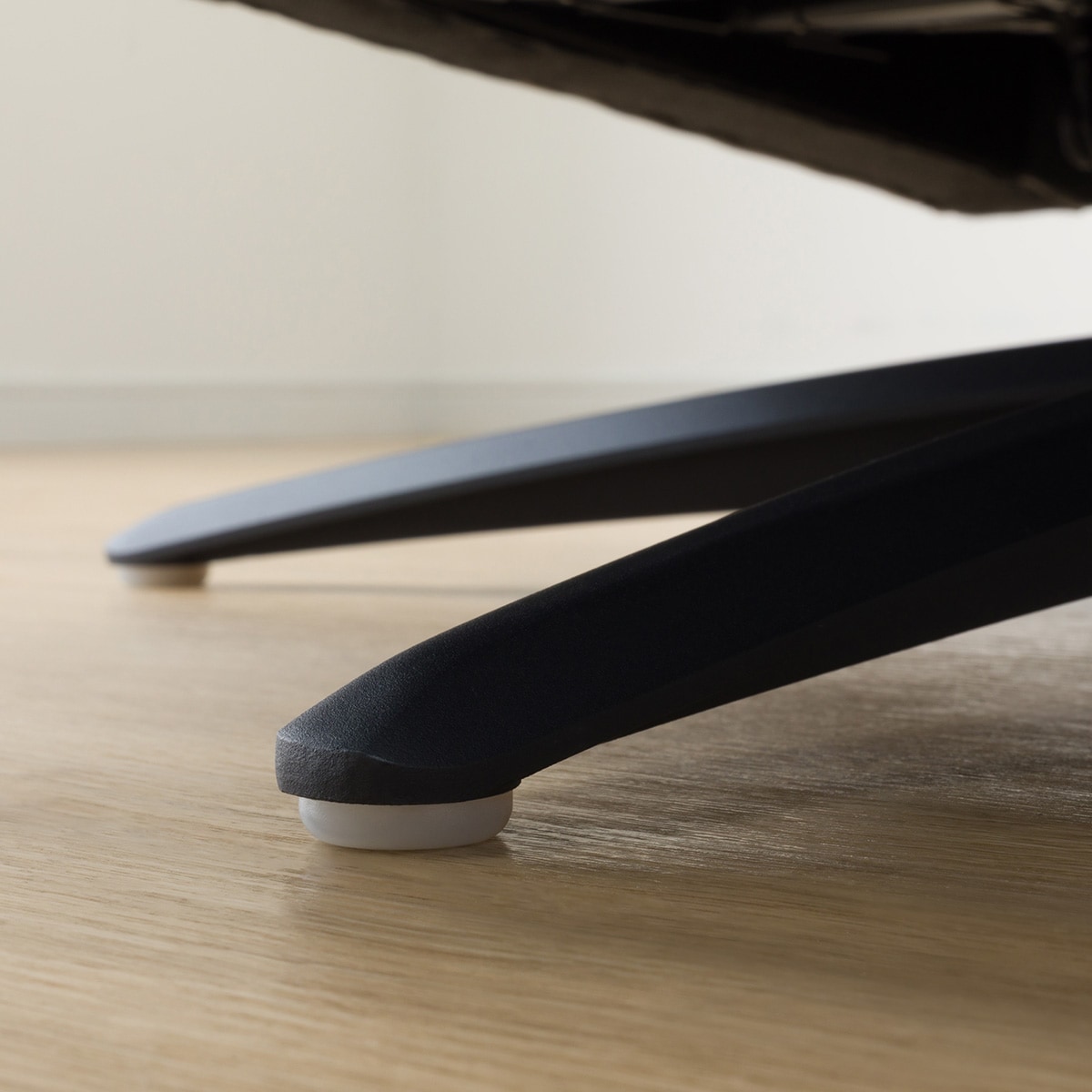 電動パーソナルチェア 本革(一部合成皮革)タイプ (LS03 NW DGR